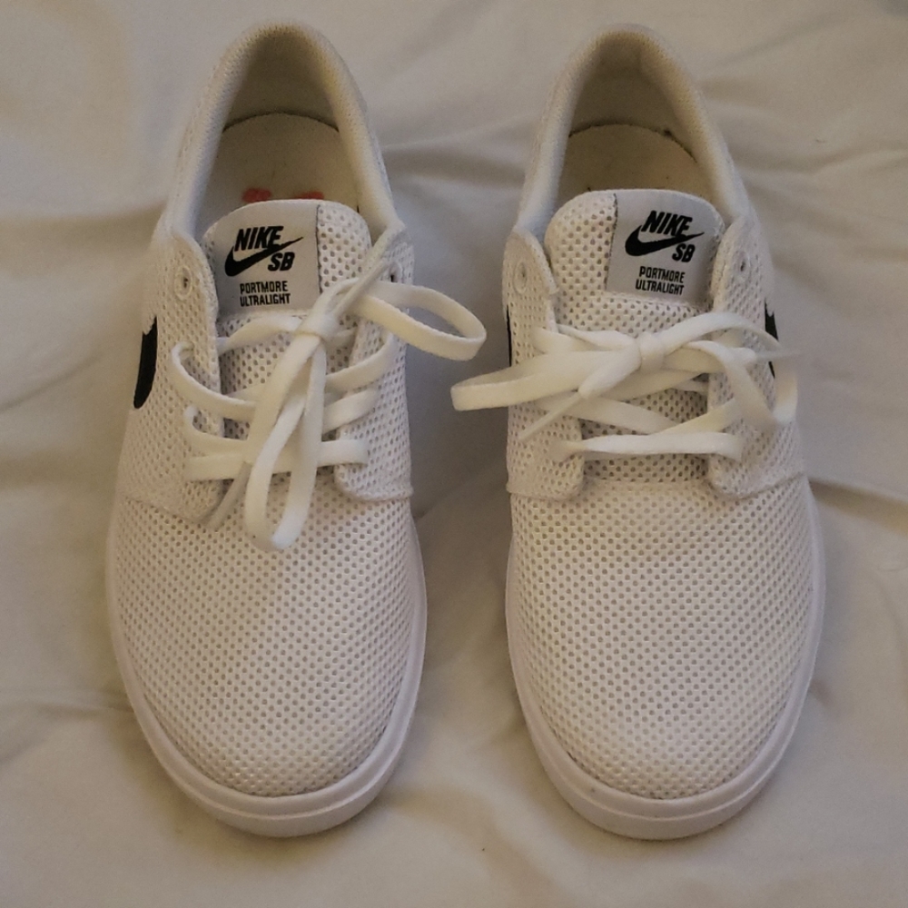 Nike SBs